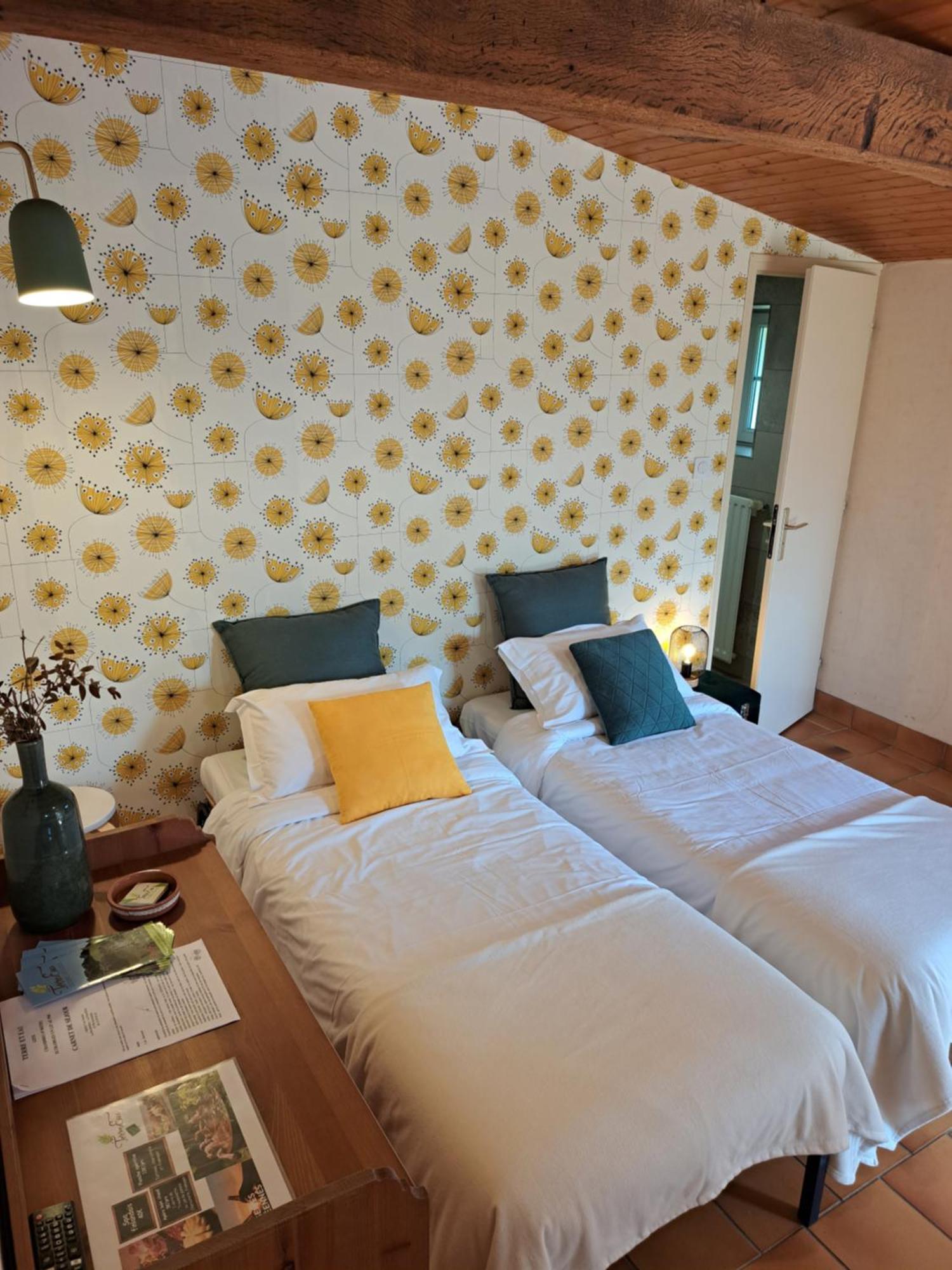 Terre Et Eau La Chambre D'Hotes Du Jardinier Sevremont Luaran gambar